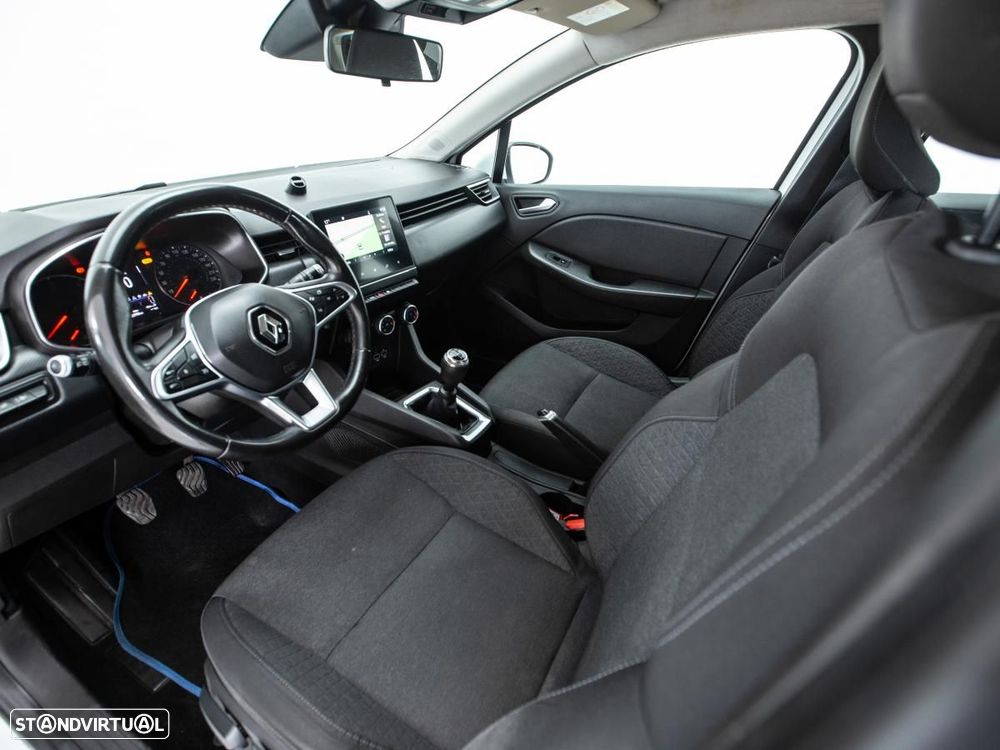 Renault Clio - 7