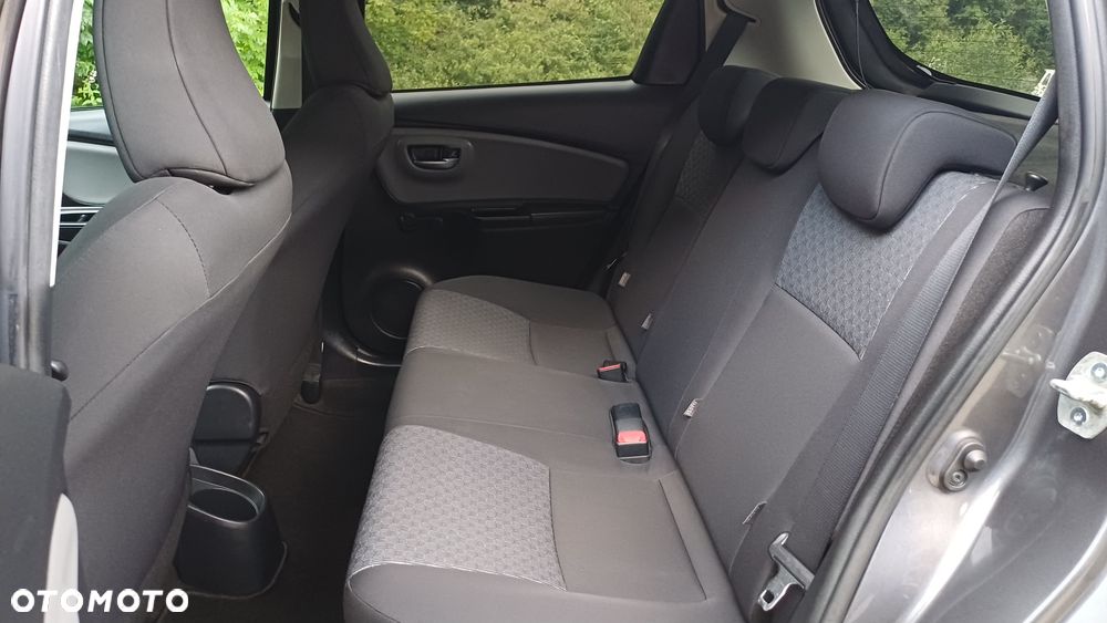 Toyota Yaris 1.0 Premium EU6 - 13