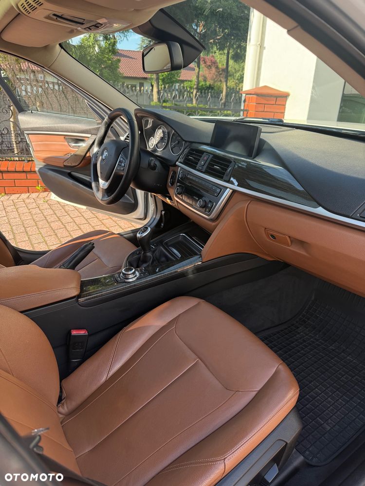 BMW Seria 3 320d - 5