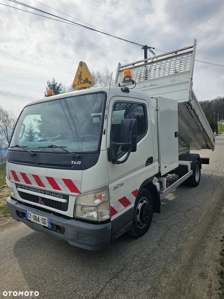 Mitsubishi Canter fuso - 4