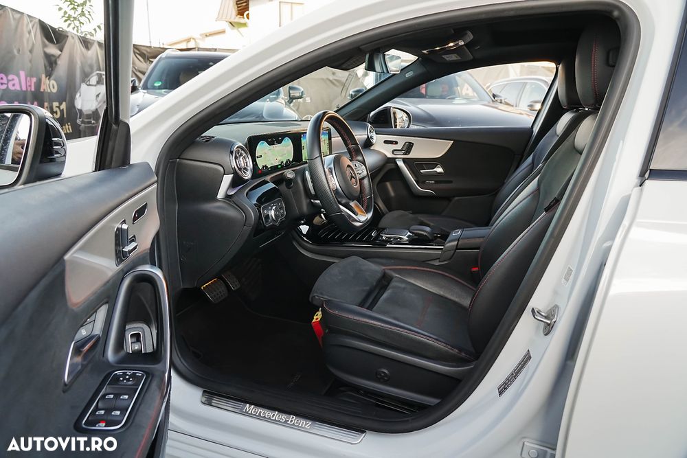 Mercedes-Benz A 250 e 8G-DCT AMG Line - 17