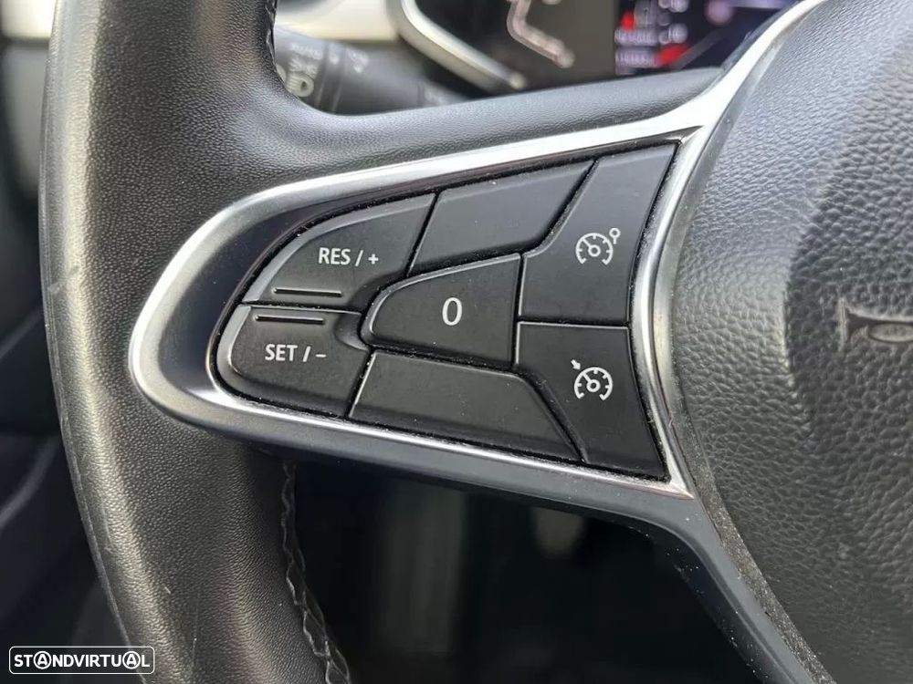 Renault Captur 1.0 TCe Exclusive - 17