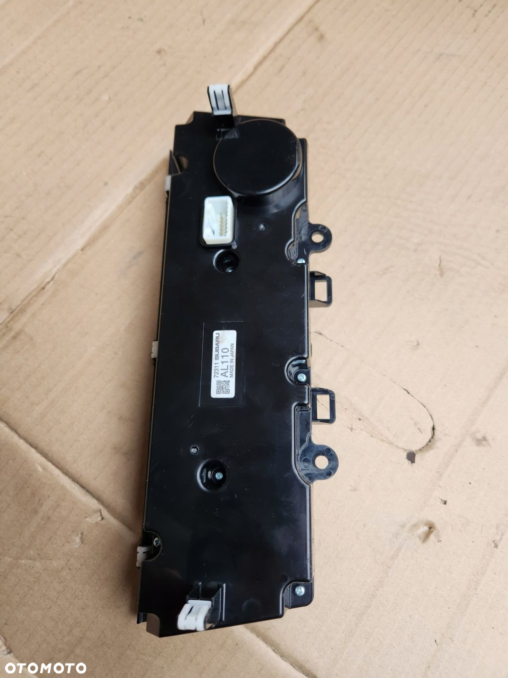 STEROWANIE KLIMATYZACJI SUBARU OUTBACK 72311AL110 - 2