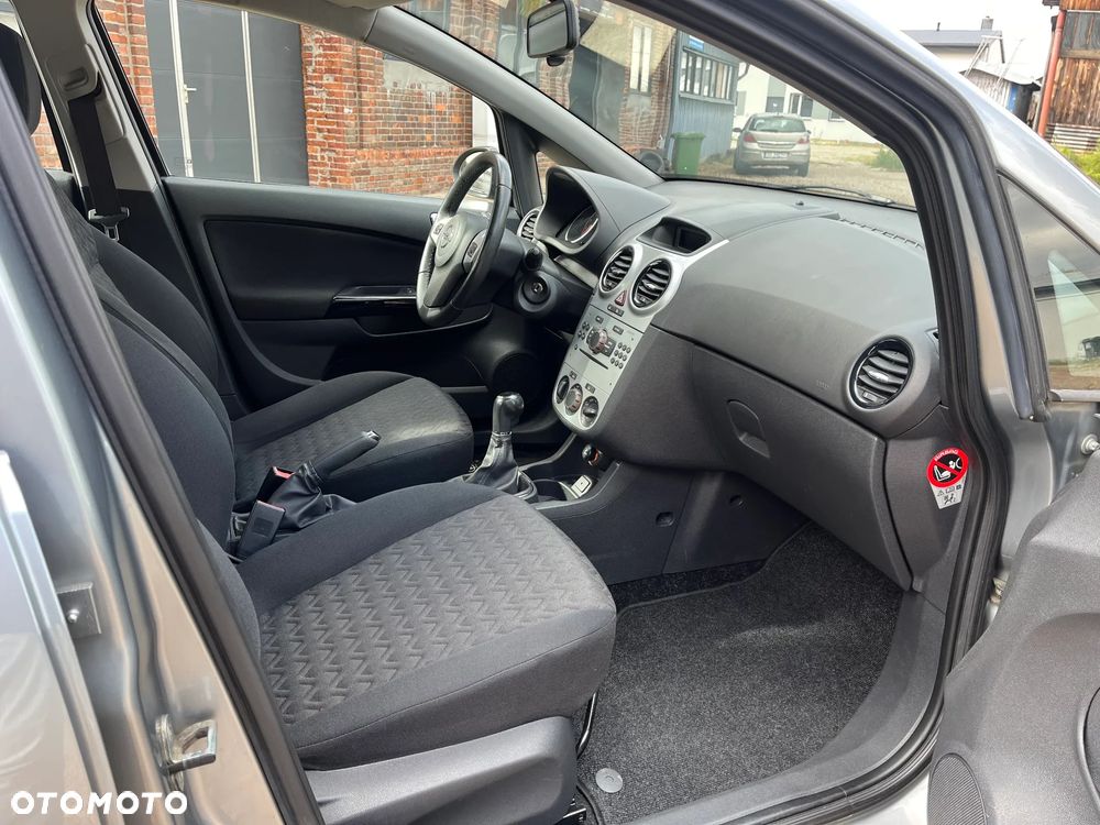 Opel Corsa 1.2 16V Enjoy - 8