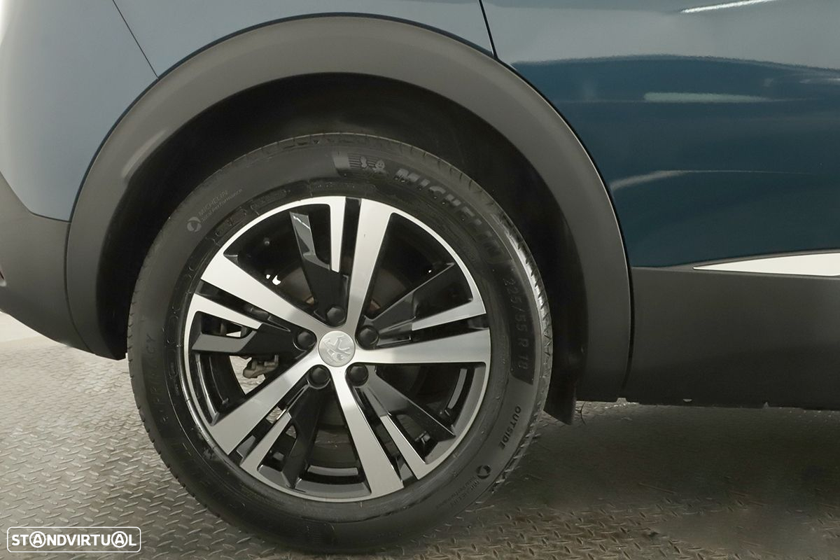 Peugeot 3008 1.2 PureTech GT EAT8 - 5
