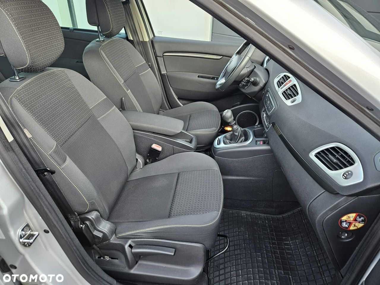 Renault Scenic 1.4 16V TCE Privilege - 30