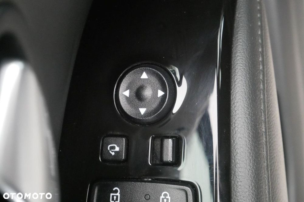 Hyundai Tucson 1.6 T-GDi HEV Executive 2WD - 32