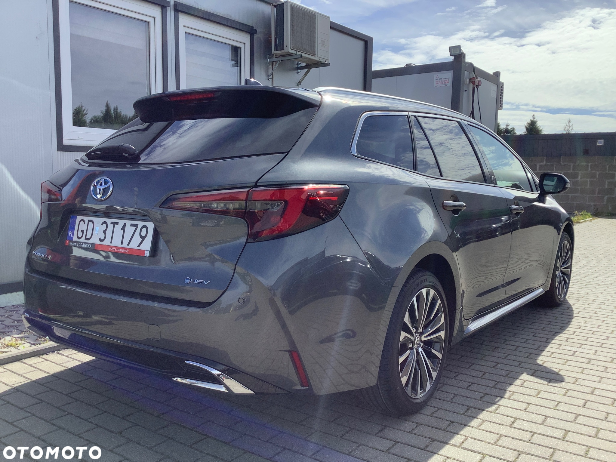 Toyota Corolla 1.8 Hybrid Style - 4