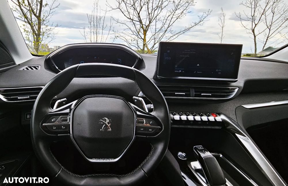 Peugeot 3008 PHEV 300 EAT8 4X4 Allure Pack - 10