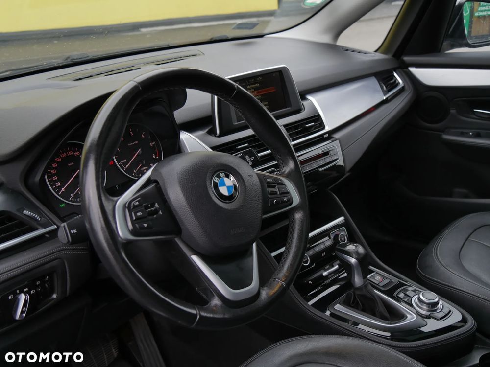 BMW Seria 2 218d Luxury Line - 8