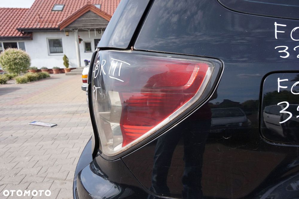 LAMPA TYLNA PRAWA FORESTER III SH 84912SC101 SUBARU 2008-2013 - 2