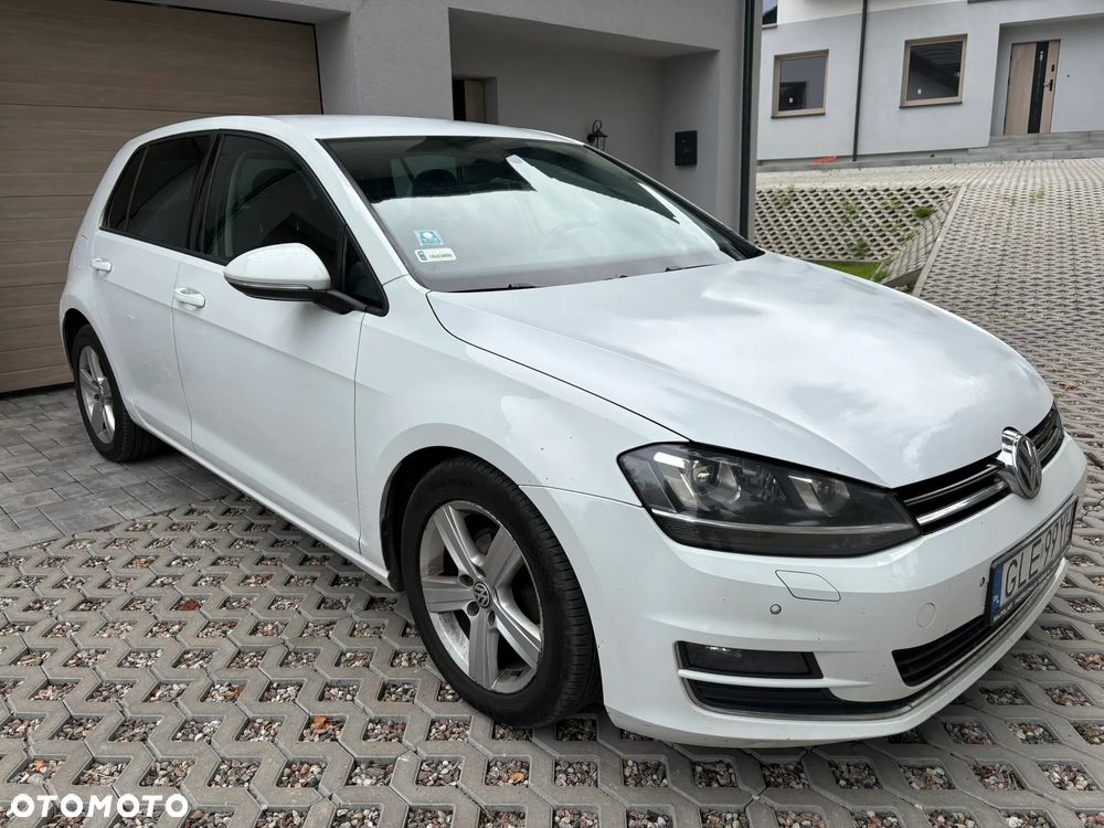 Volkswagen Golf 1.6 TDI Highline - 5