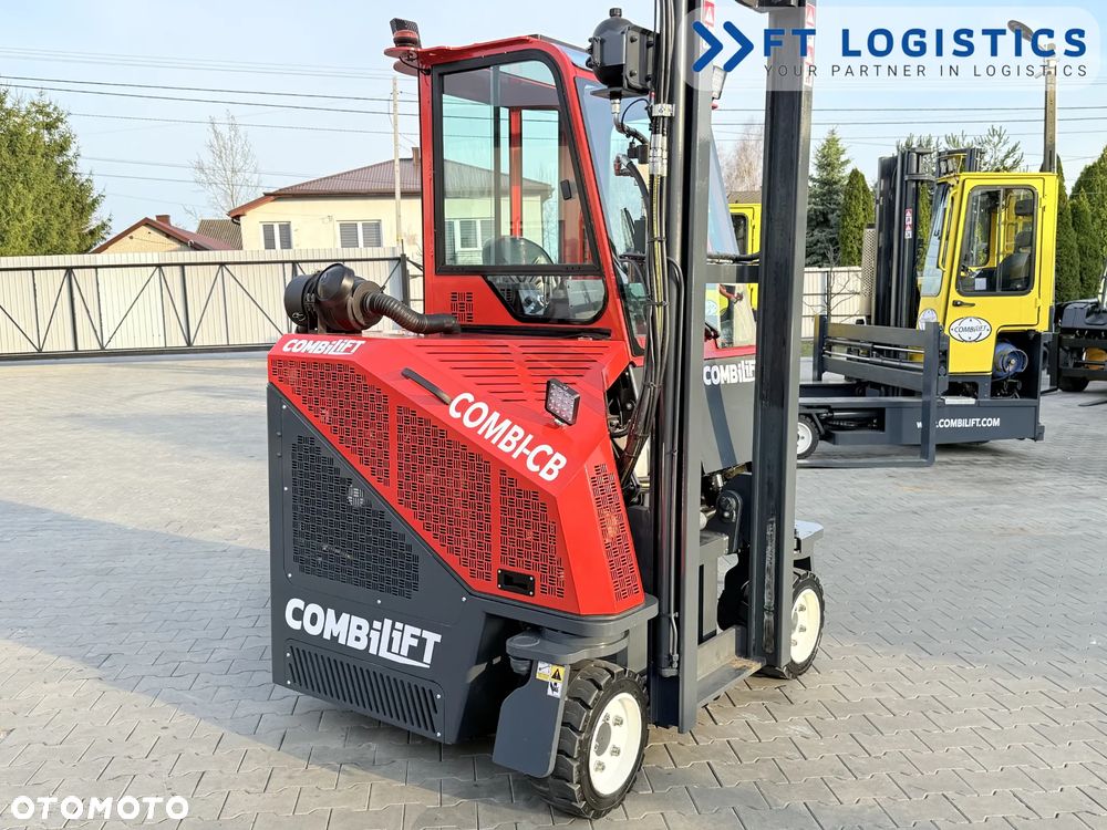 Combilift WÓZEK CZTEROKIERUNKOWY - WIELOKIERUNKOWY | COMBILIFT CB3000 | DIESEL | TRIPLEX 6550MM | WOLNY SKOK | POZYCJONER WIDEŁ | PRZESUW WIDEŁ | STAN IDEALNY | Szeroka oferta wózków czterokierunkowych i bocznych, dopasowanych do różnorodnych potrzeb i zastosowań - 37