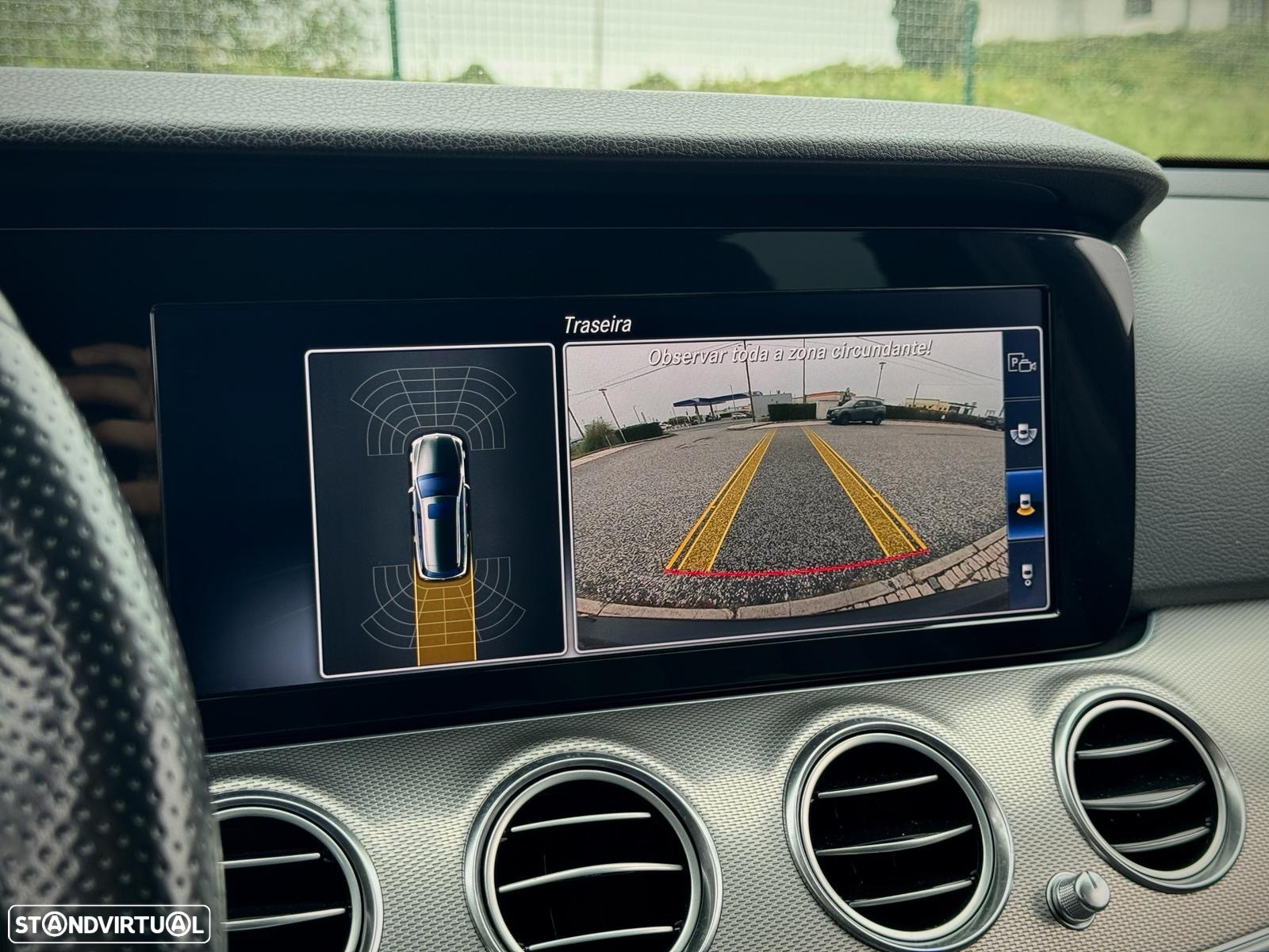 Mercedes-Benz E 220 d Avantgarde - 16