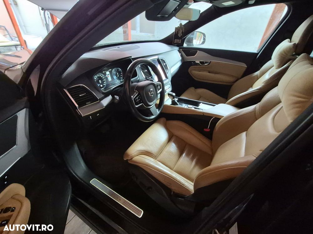 Volvo XC 90 D5 AWD Inscription - 9