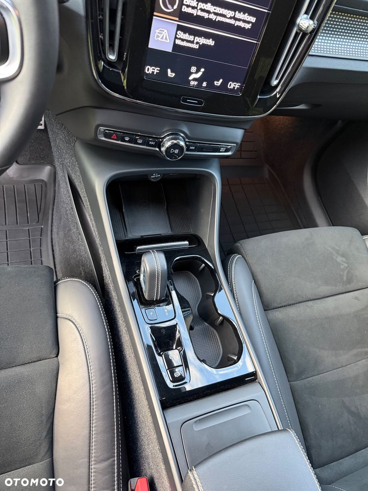 Volvo XC 40 - 19
