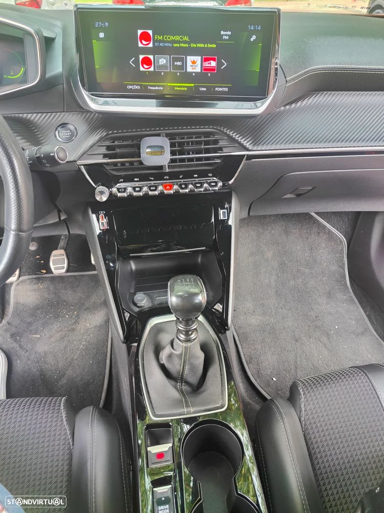 Peugeot 2008 1.2 PureTech GT - 10