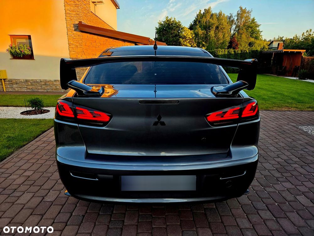 Mitsubishi Lancer - 11