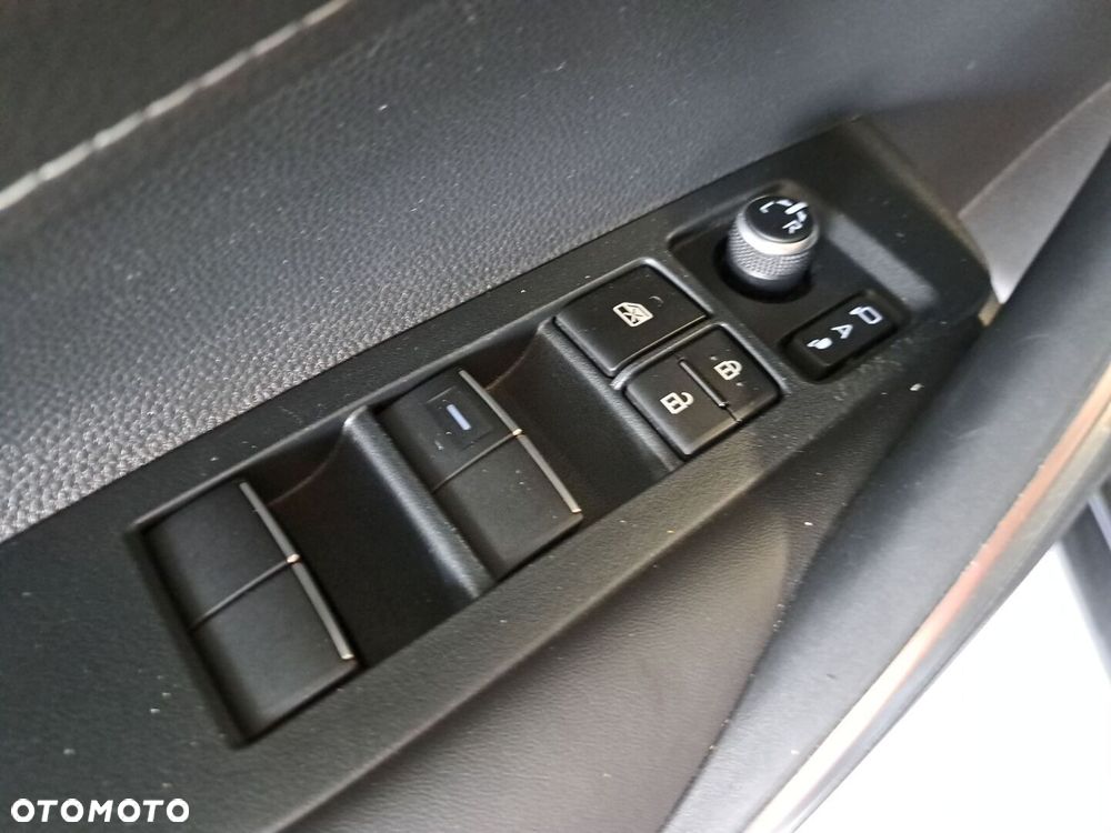 Toyota Corolla 1.8 Hybrid Style - 36