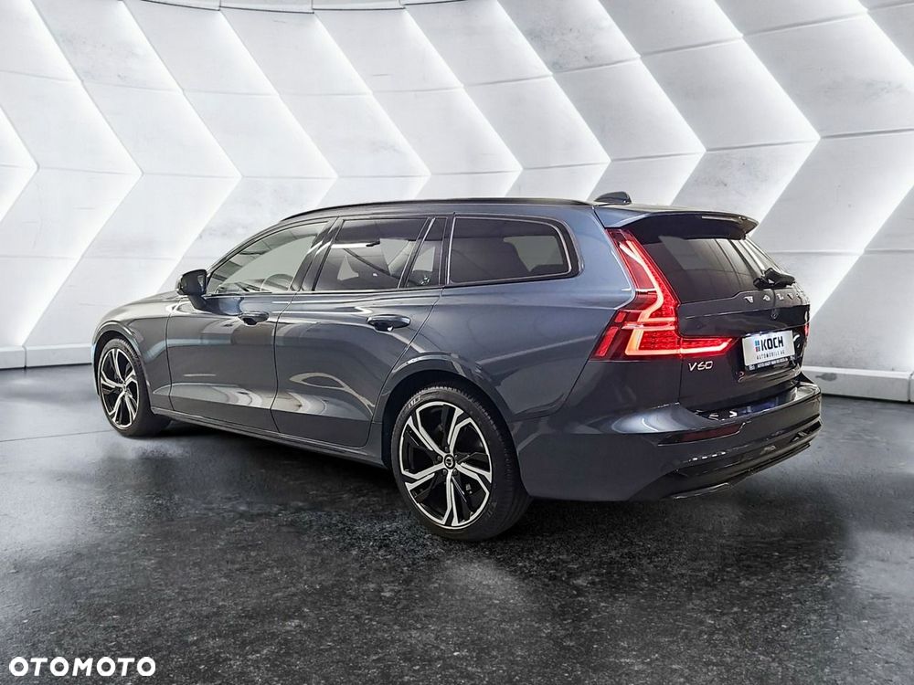 Volvo V60 B4 B Plus Dark - 2