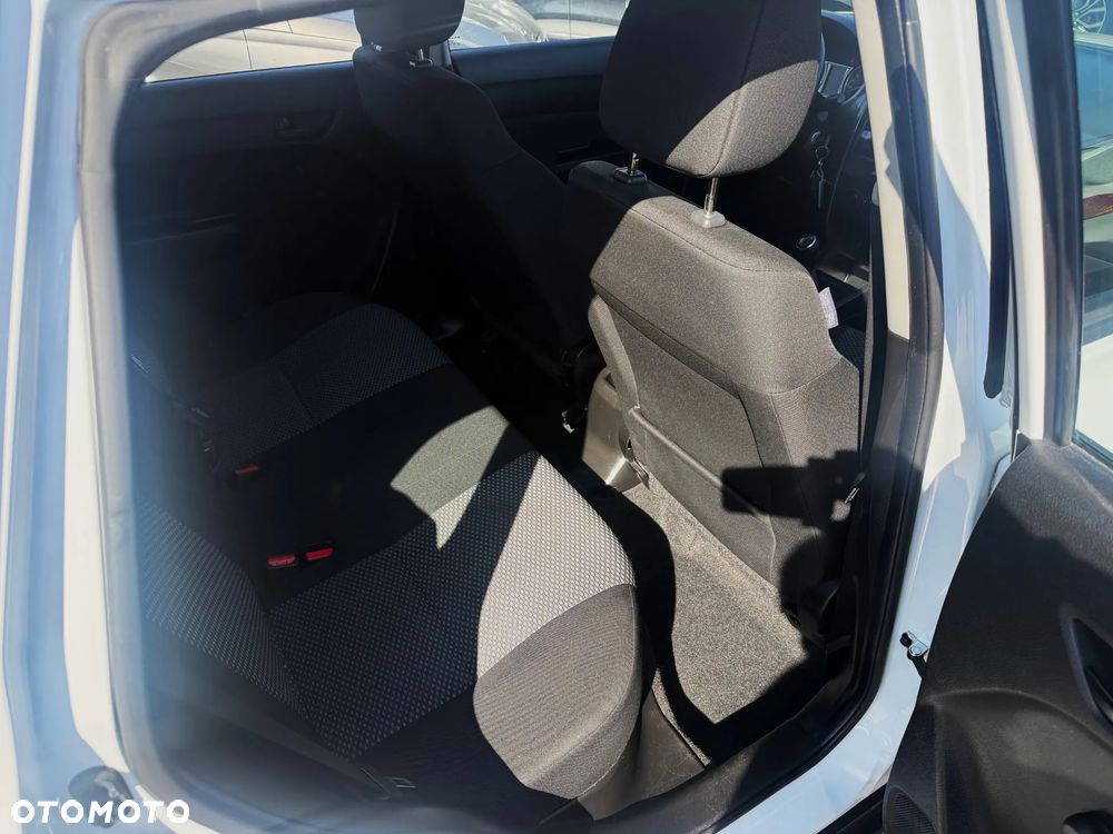 Suzuki Vitara 1.6 (4x2) Club - 11