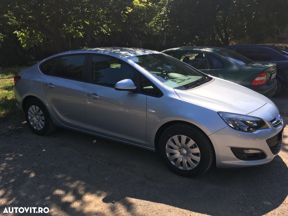 Opel Astra 1.4 Turbo ECOTEC Start/Stop Enjoy - 2