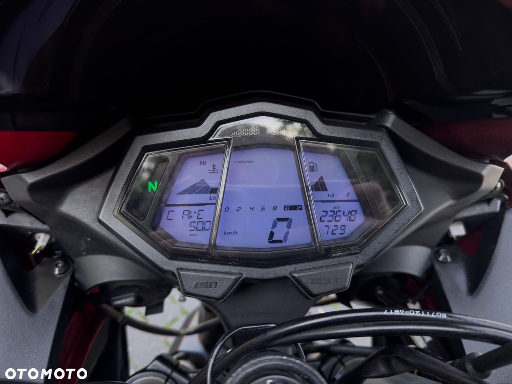 Yamaha YZF - 11