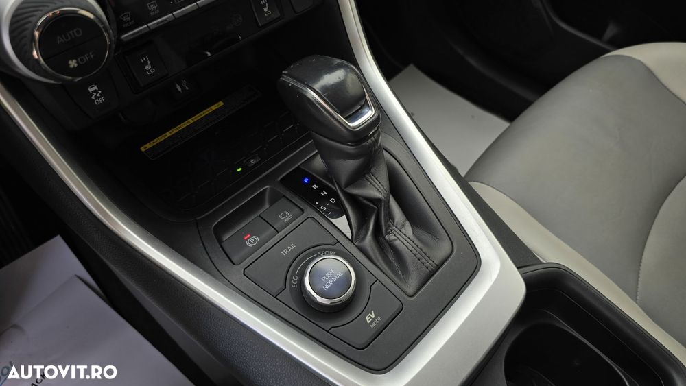 Toyota RAV4 - 17
