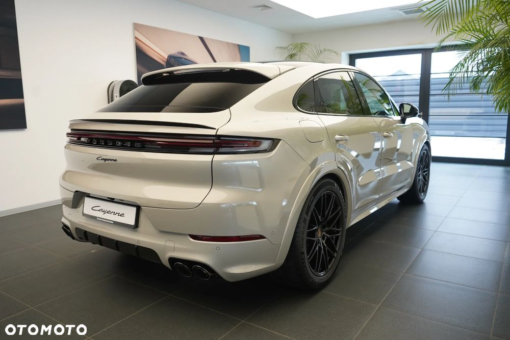 Porsche Cayenne Standard - 3