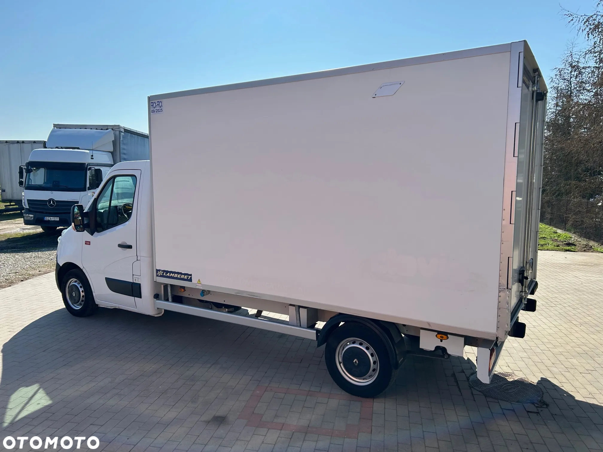 Renault Master chłodnia - 7
