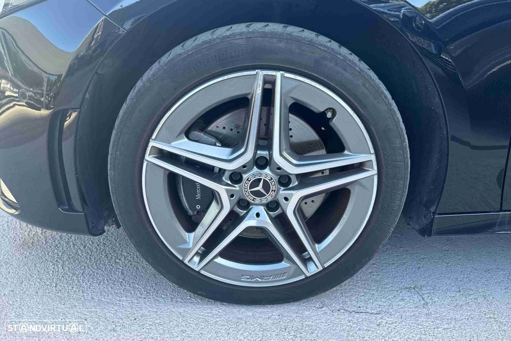 Mercedes-Benz A 250 Limousine e AMG Line - 6