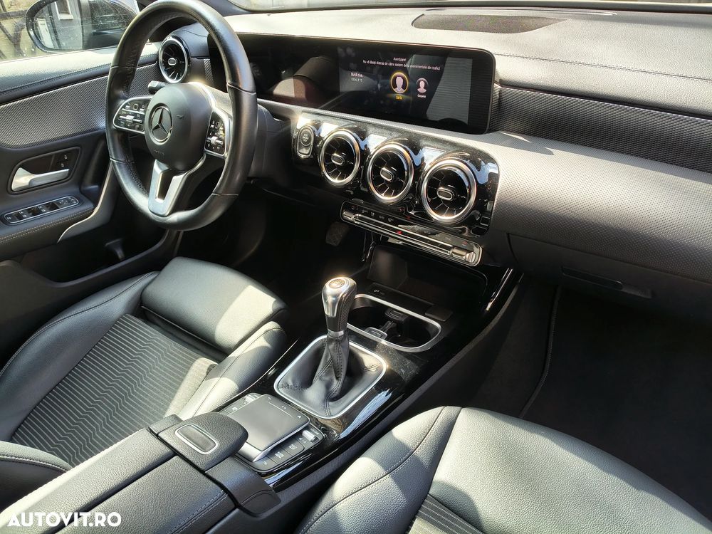 Mercedes-Benz CLA - 25