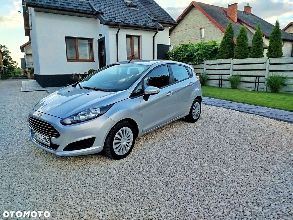 Ford Fiesta - 24