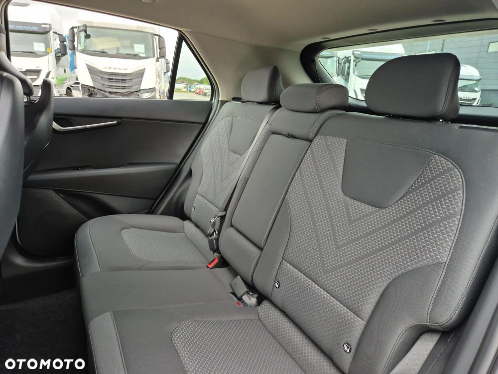 Kia Niro 1.6 GDI Hybrid M - 16