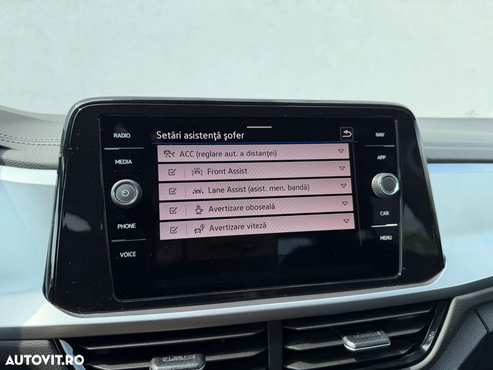 Volkswagen T-Roc 1.0 TSI Advanced - 17