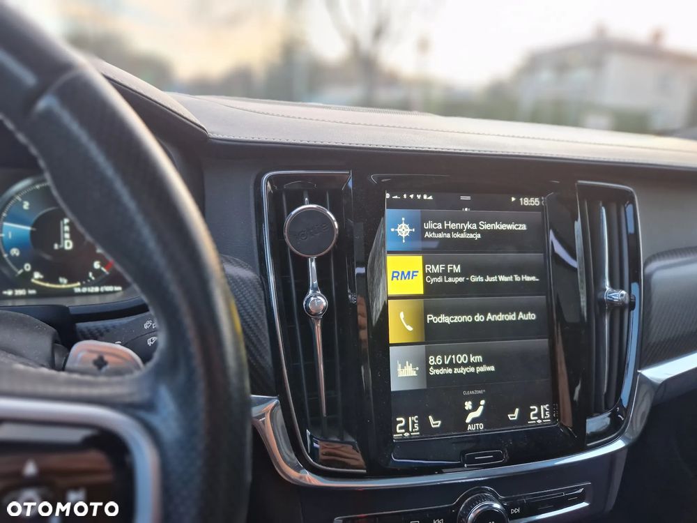 Volvo V90 D5 AWD R-Design - 13