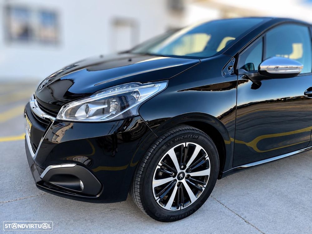 Peugeot 208 1.2 PureTech Active - 4