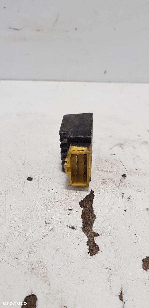 Derbi GPR 50 2t 09-16 Regulator Napięcia - 2