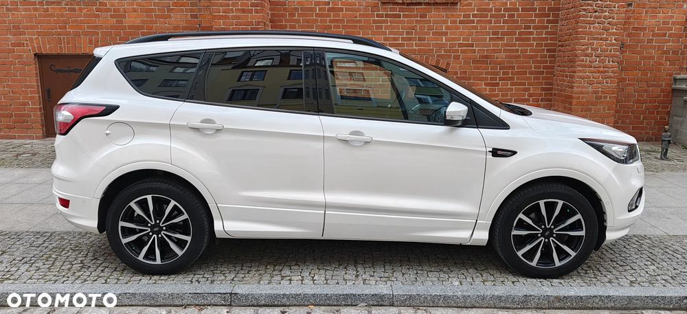 Ford Kuga 1.5 EcoBoost FWD ST-Line X - 12
