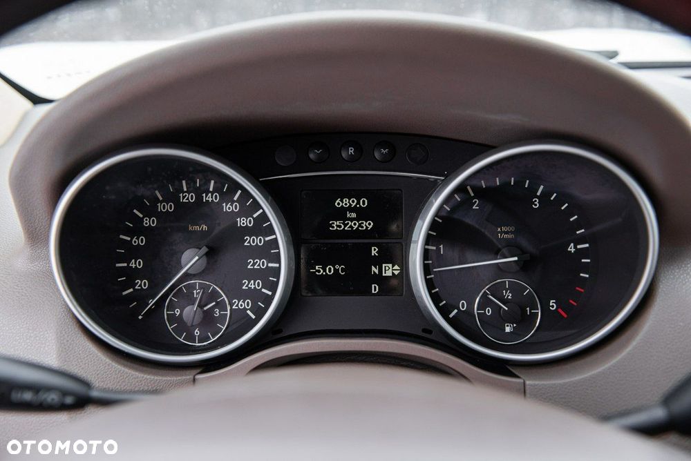 Mercedes-Benz ML 320 CDI 4Matic 7G-TRONIC - 34