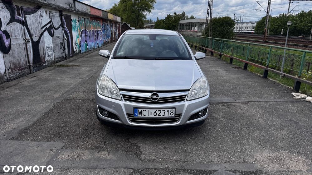 Opel Astra 1.7 CDTI Enjoy - 2