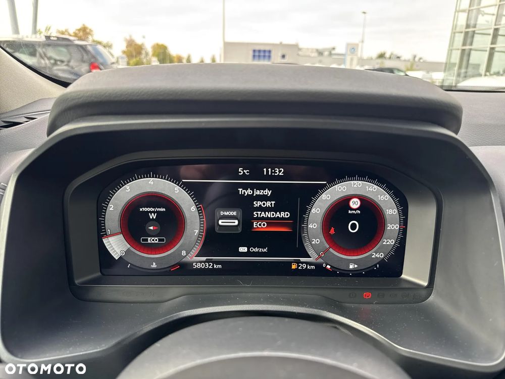 Nissan Qashqai 1.3 DIG-T mHEV N-Connecta - 17