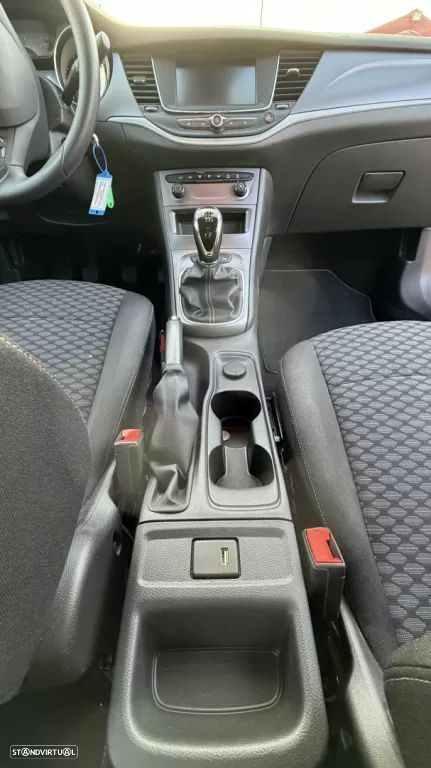 Opel Astra Sports Tourer 1.2 T Business Edition S/S - 26