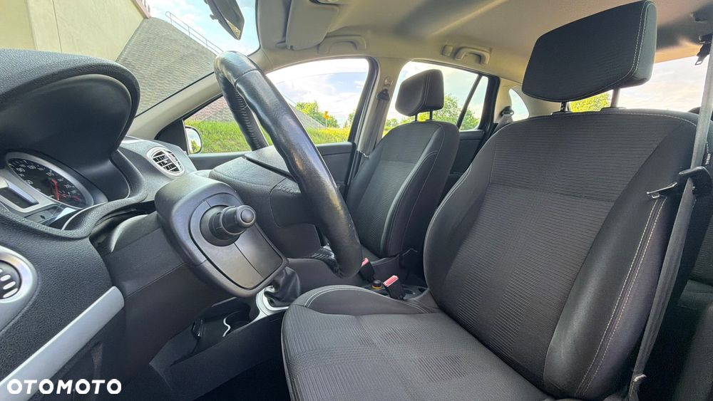 Renault Clio TCe 100 Dynamique - 18