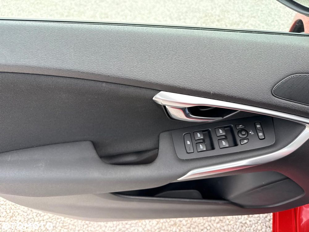 Volvo V40 D2 Geartronic - 18