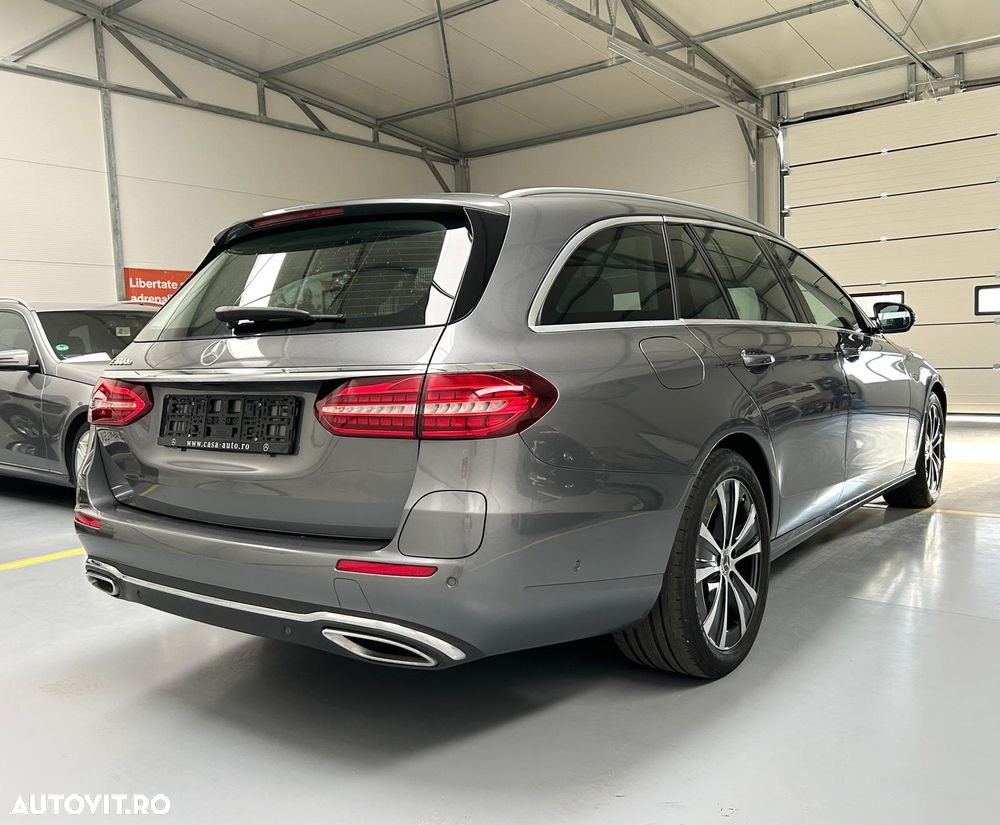 Mercedes-Benz E - 4