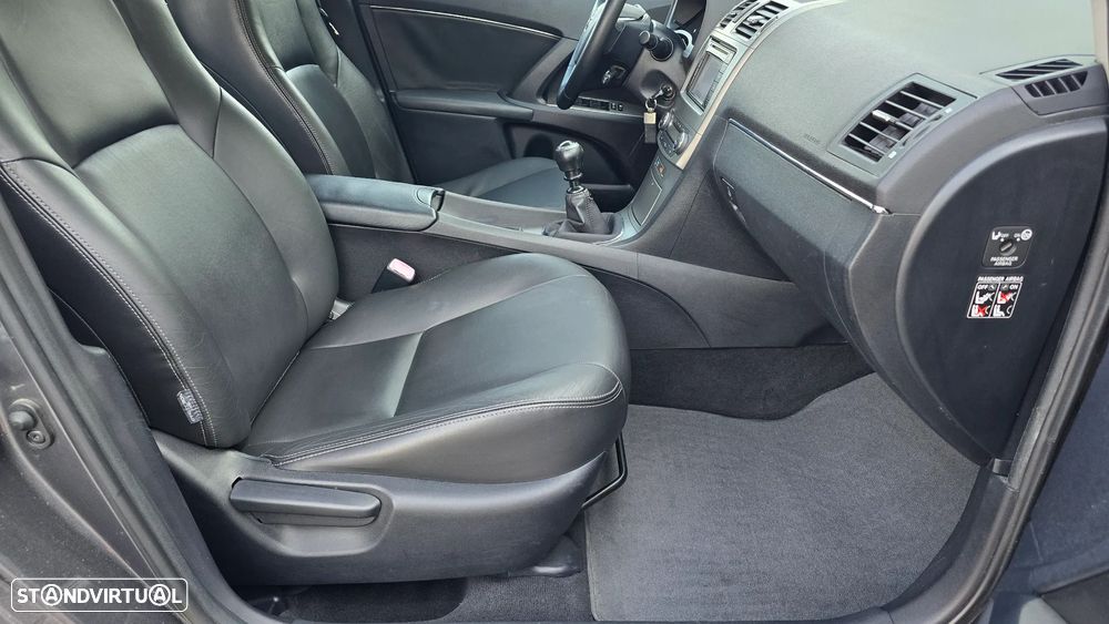 Toyota Avensis SD 2.0 D-4D Exclusive +Pele+GPS - 48