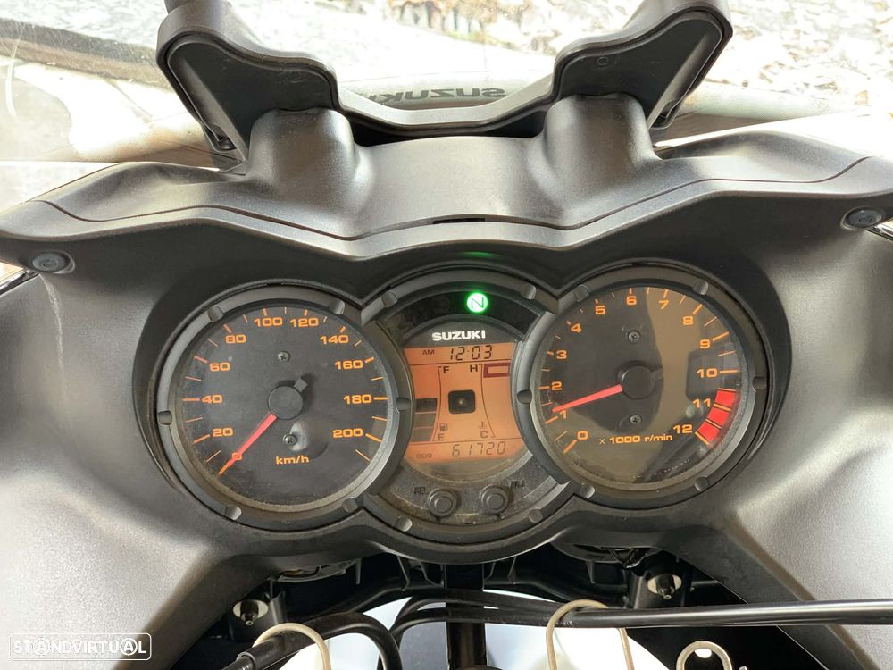 Suzuki DL VStrom 650 - 6