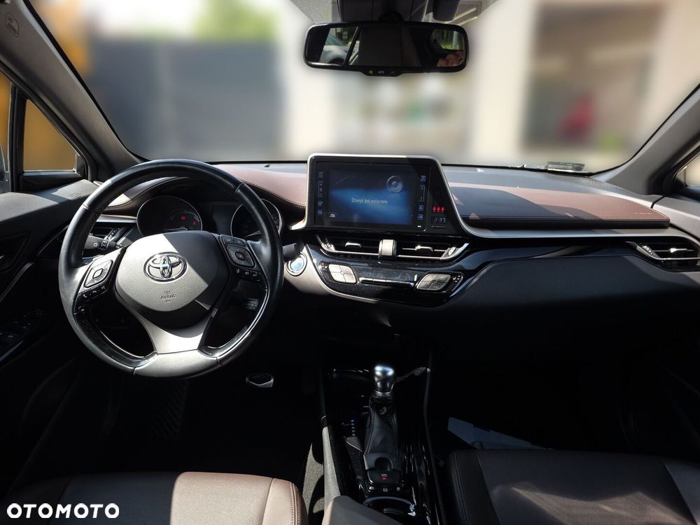 Toyota C-HR 1.8 Hybrid Prestige - 11