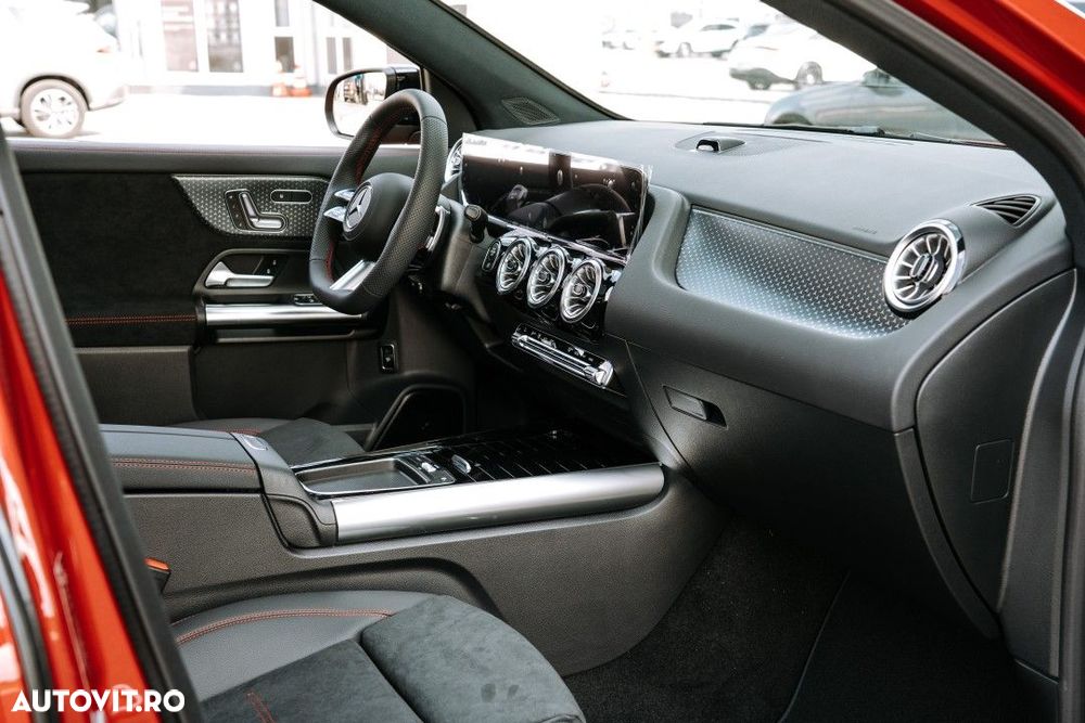 Mercedes-Benz GLA - 20